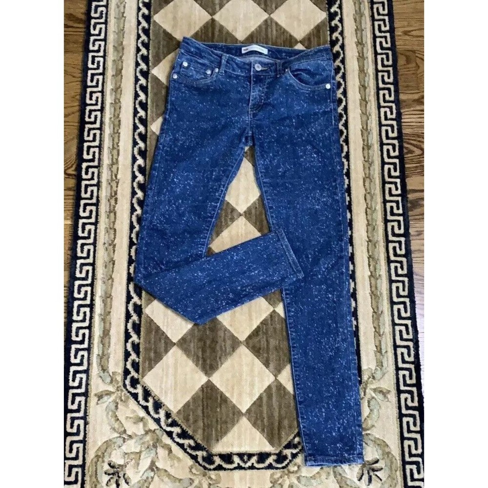 EUC...Girls Levis 710 super skinny jeans with splatter design. Size 14 Reg